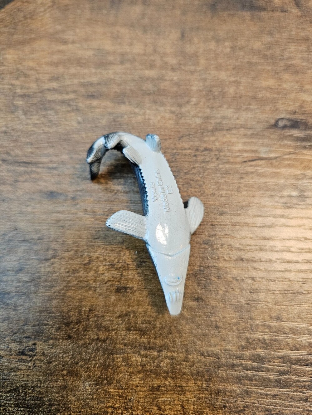 YOWIE Beluga Sturgeon Collectible Toy Wild Water Series Collection 2 1/4" long - Picture 2 of 4